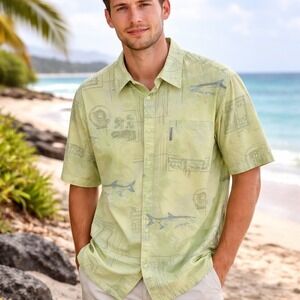 Columbia River Lodge Green Fish Print Short‎ Sleeve Button Up Shirt Men's Size L